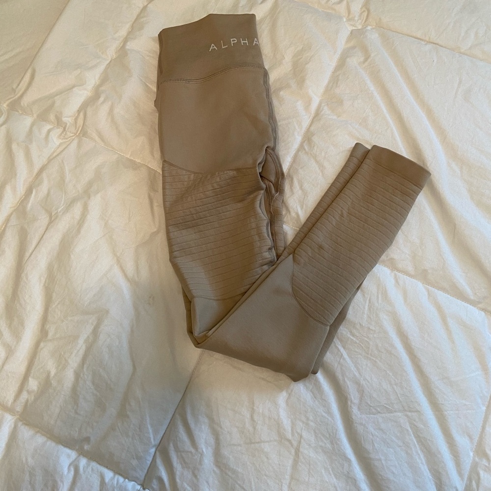 Alphalete revival R6 Taupe leggings.